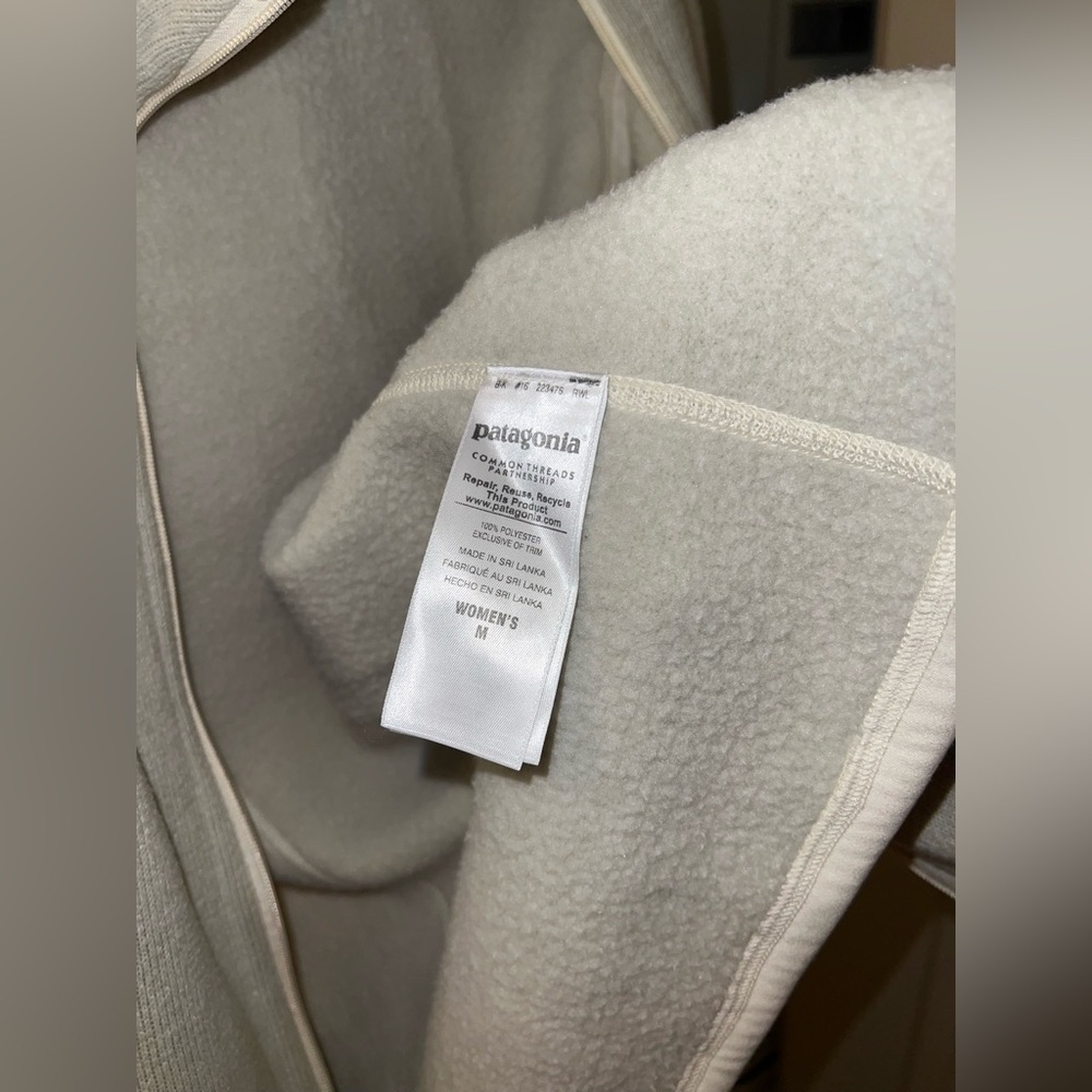 Patagonia Off-White Fleece Vest - Picture 13 of 14